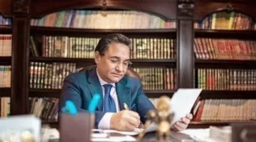 عبد الرحيم علي يثير التساؤلات: هل اقتربت لحظة المواجهة بين أمريكا وإيران؟