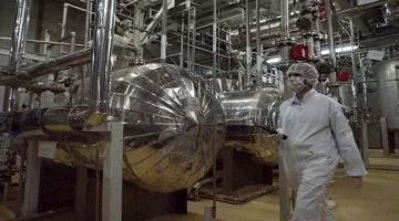 ما الذي يجعل الطموحات النووية الإيرانية مصدر قلق على المستوى العالمي؟