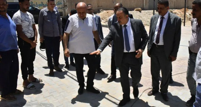 بالتزامن مع اقتراب افتتاحه، محافظ أسيوط يزور السوق الحضري الجديد في نادي الشبان المسلمين. بالتزامن مع اقتراب افتتاحه، محافظ أسيوط يزور السوق الحضري الجديد في نادي الشبان المسلمين.