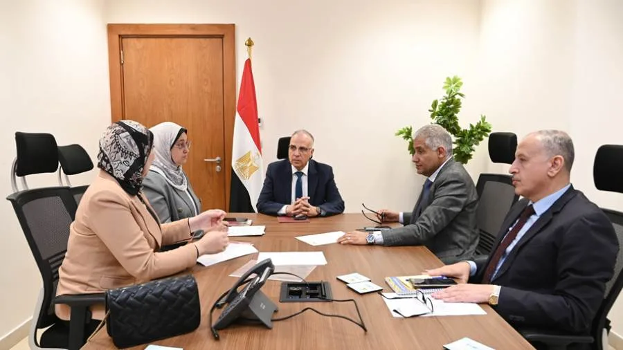 وزير الري يشدد على أهمية مساهمة نواب البرلمان في حماية المياه وترشيد استخدامها وزير الري يشدد على أهمية مساهمة نواب البرلمان في حماية المياه وترشيد استخدامها