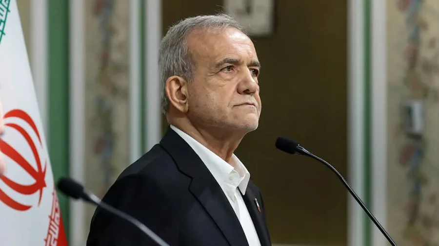الرئيس الإيراني: ردنا الحاسم سيدفع إسرائيل إلى الندم الرئيس الإيراني: ردنا الحاسم سيدفع إسرائيل إلى الندم