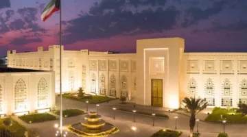 الكويت تندد بالهجمات الإسرائيلية على إيران