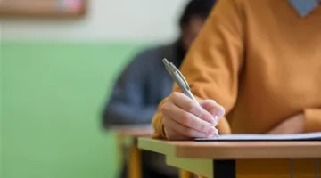 استراتيجية متكاملة لتخفيف ضغط امتحانات الثانوية العامة