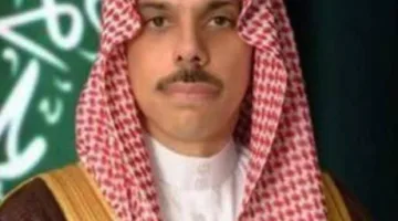 وزير الخارجية يتناول عبر الهاتف مع رئيس وزراء فلسطين المستجدات الأخيرة في المنطقة وآثارها.