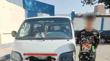 إلقاء القبض على سائق حافلة صغيرة قام بالاستعراض بسيارته في المقطم | فيديو
