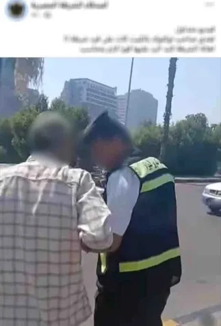تم نشره على وسائل التواصل: الداخلية تعلن القبض على شخصين اعتديا على ضابط مرور وقاما بتصوير الحادثة. تم نشره على وسائل التواصل: الداخلية تعلن القبض على شخصين اعتديا على ضابط مرور وقاما بتصوير الحادثة.