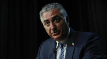 ابن شاه إيران يطالب قوات الأمن بالانفصال عن نظام الجمهورية الإسلامية