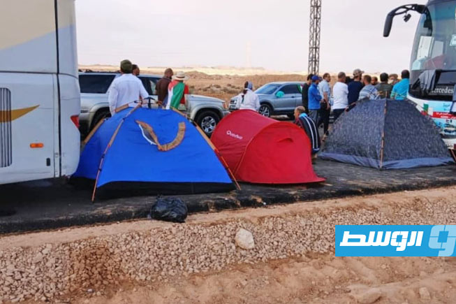تخييم المشاركين في قافلة الصمود لكسر حصار غزة بشرق ليبيا، 13 يونيو 2025 (صفحة تنسيقية العمل المشترك من أجل فلسطين - فيسبوك)