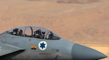 قوات الاحتلال: سلاح الجو يستمر في استهداف مواقع داخل إيران
