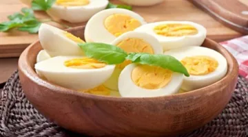 هل البيض المسلوق صحي أم ضار؟… الخبراء يوضحون الحقيقة!