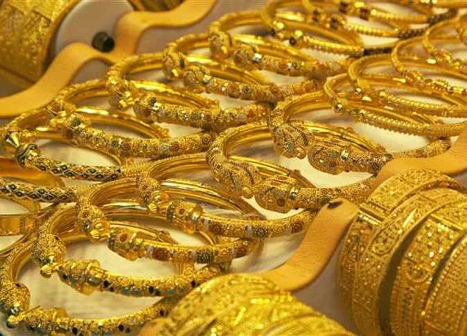 تصاعد التوتر بين إسرائيل وإيران يرفع أسعار الذهب عالميًا ومحليًا.. وتوجهات جديدة للسوق (تقرير) تصاعد التوتر بين إسرائيل وإيران يرفع أسعار الذهب عالميًا ومحليًا.. وتوجهات جديدة للسوق (تقرير)