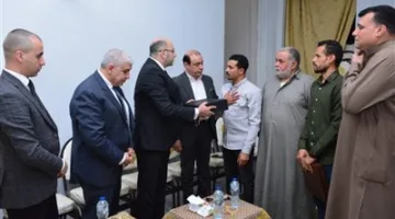 وفد حماة الوطن يقدم تعازيه في وفاة شهيد البطولة بالشرقية