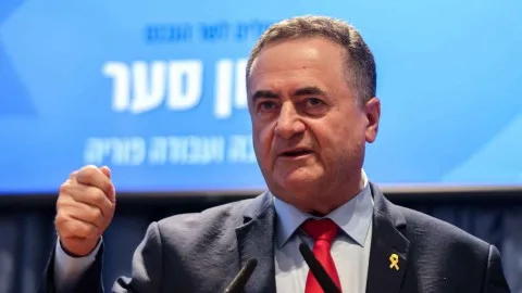 وزير الدفاع الإسرائيلي يتوعد بـ”تدمير طهران” إذا استمرت إطلاق الصواريخ من خامنئي تجاه إسرائيل.