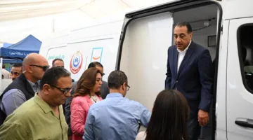 مدبولي يزور وحدة تدريب متحركة لبرنامج “مهنتك مستقبلك” في البحيرة