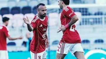 الأهلي يرتدي زيه التقليدي في مواجهة إنتر ميامي خلال افتتاح كأس العالم للأندية.