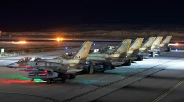 غارة إسرائيلية تستهدف قاعدة الإمام حسن في كرمانشاه غرب إيران