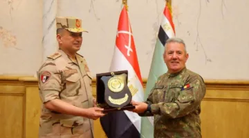القوات المسلحة تستضيف جولة للملحقين العسكريين العرب والأجانب المعتمدين في مصر لزيارة عدة منشآت عسكرية