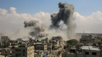إجمالي أعداد الشهداء والمصابين جراء الهجوم الإسرائيلي على غزة يبلغ 55,297 شهيدًا و128,426 مصابًا.