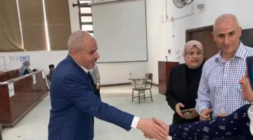 رئيس جامعة قناة السويس يزور لجان الامتحانات في كلية العلوم