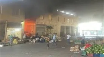 في الجنوب… حريق هائل يشتعل في مخزن بسوق الخضار! (فيديو وصور)
