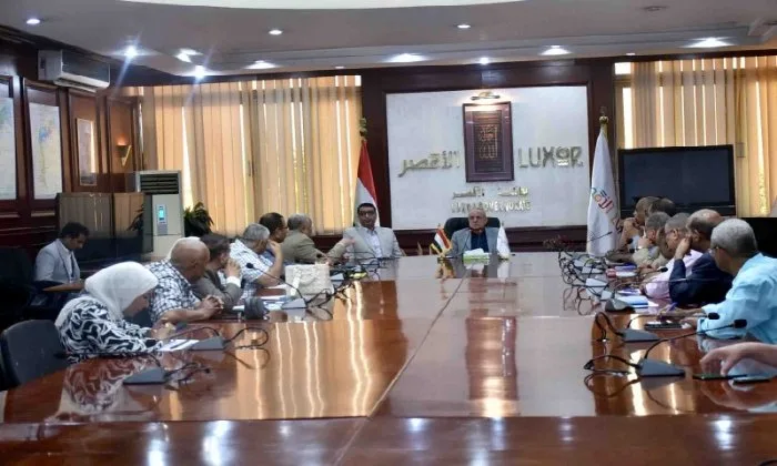 استعدادات مكثفة في الإدارات التعليمية بالأقصر قبل انطلاق امتحانات الثانوية العامة استعدادات مكثفة في الإدارات التعليمية بالأقصر قبل انطلاق امتحانات الثانوية العامة