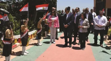 رئيس الحكومة يقوم بزيارة «رزق درويش»
