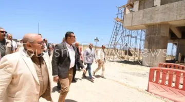 وزير الإسكان يزور مشروع توسيع وتطوير كورنيش الإسكندرية