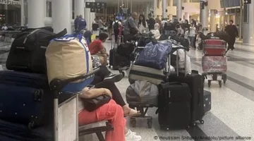ازدحام في مطار بيروت بسبب إغلاق وفتح الأجواء اللبنانية