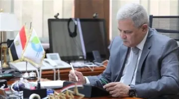 مدير مصلحة مياه القاهرة: فرق فنية تفقد لجان الثانوية العامة للتأكد من توفر مياه الشرب.