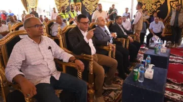 وزير الإسكان يُراقب تقدم مشروعات المياه والصرف الصحي في محافظة كفر الشيخ مع المحافظ.