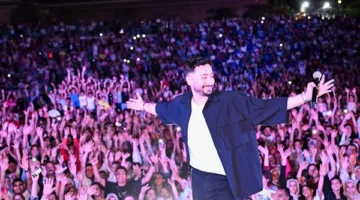 بالصور.. حمادة هلال يضيء صيف 2023 في حفل “بتروسبورت”