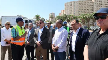 وزير الإسكان يزور محطة معالجة المياه الشرقية ونظام هضم الحمأة في الإسكندرية (صور)