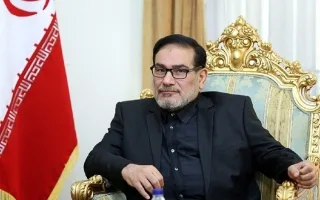 علي شمخاني، مستشار خامنئي، يتوفي في المستشفى بعد يوم من تعرضه للهجوم.