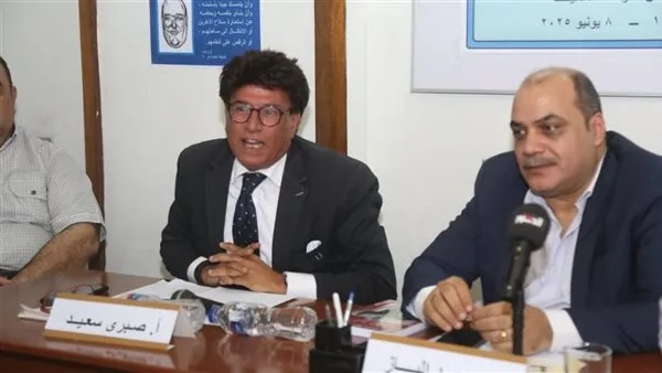 صبري سعيد: تهديد الإسلام السياسي لا يزال موجودًا ويجب أن نكون حذرين. صبري سعيد: تهديد الإسلام السياسي لا يزال موجودًا ويجب أن نكون حذرين.