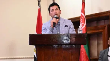 “وزير الرياضة” يوضح أن تنظيم هذه البطولات يعبر عن اهتمام مصر بتعزيز المشاركة في الأنشطة الرياضية.
