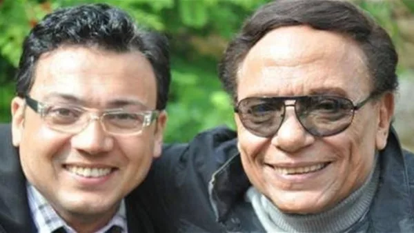 أخبرته أنني المرحوم محمود المليجي.. عمرو رمزي يكشف تفاصيل مكالمة عادل إمام