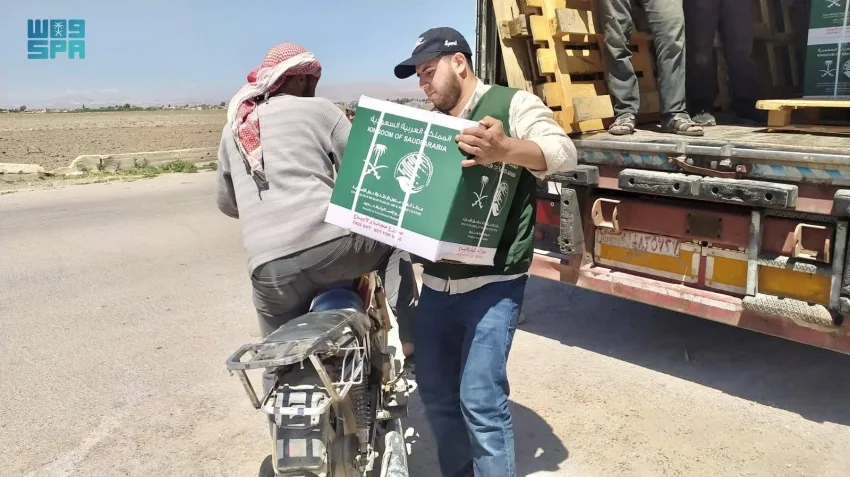 سلمان للإغاثة يوزع 2517 حزمة غذائية في ريف دمشق سلمان للإغاثة يوزع 2517 حزمة غذائية في ريف دمشق