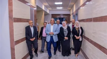 استعدادًا لإطلاق التشغيل التجريبي.. جولة لرئيس جامعة طنطا في عيادات مستشفى الأسنان الجامعي