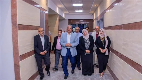 استعدادًا لإطلاق التشغيل التجريبي.. جولة لرئيس جامعة طنطا في عيادات مستشفى الأسنان الجامعي