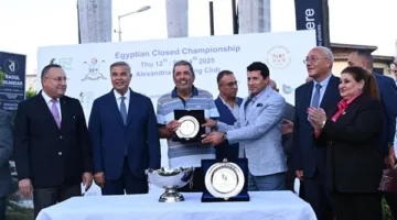 وزير الشباب ومحافظ الإسكندرية يقدمان جوائز بطولة مصر للغولف المغلقة في نادي سبورتنج