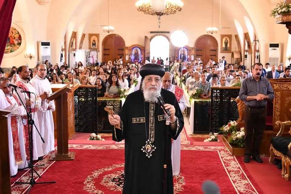 البابا يقوم بصلاة العشية في كنيسة السيدة العذراء والقديسة مارينا بالعلمين.