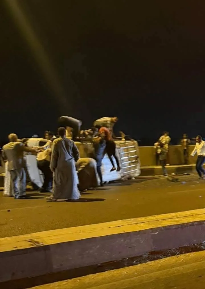 فرحة تتحول إلى حزن.. إصابة 10 أفراد في حادث مؤلم بالبحيرة