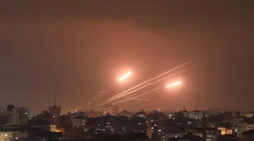 قتيلان وعدد من المصابين جراء الهجمات الصاروخية الإيرانية على شمال إسرائيل