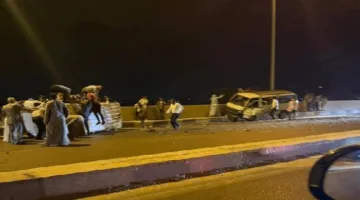 بالأسماء: وقوع حادث تصادم بين سيارتين في البحيرة يُسفر عن إصابة 10 أشخاص