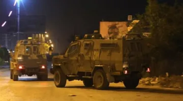 قوات الاحتلال الإسرائيلي تعتقل شخصين بتهمة التواصل مع إيران