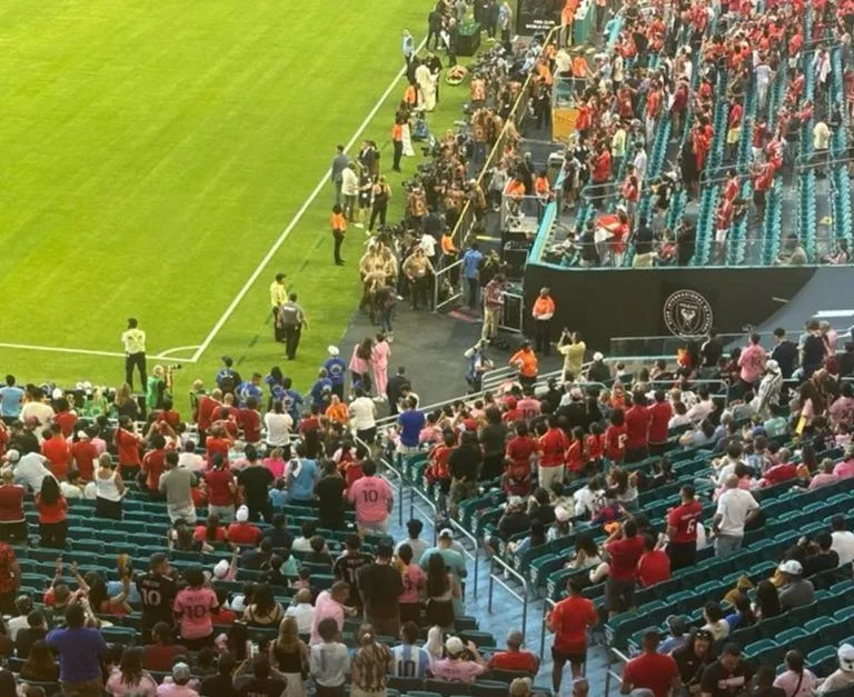 الأهلي وإنتر ميامي: حضور جماهيري قليل خلال بدء مونديال الأندية (فيديو)