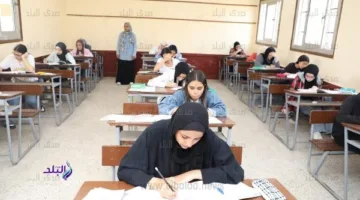 بدء امتحانات الثانوية العامة اليوم.. غرامة 10,000 جنيه عقوبة على استخدام الهاتف المحمول في الغش