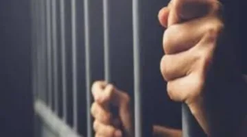 احتجاز موظف في محطة وقود اعتدى بالضرب على كلب في المقطم