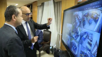 ماراثون الثانوية العامة | وزارة التعليم: الصور المتداولة في مجموعات الغش لا تتعلق بامتحان الدين.