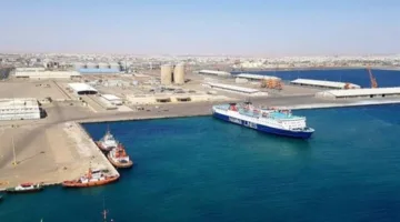 تداول 10,000 طن من البضائع و702 شاحنة في موانئ البحر الأحمر